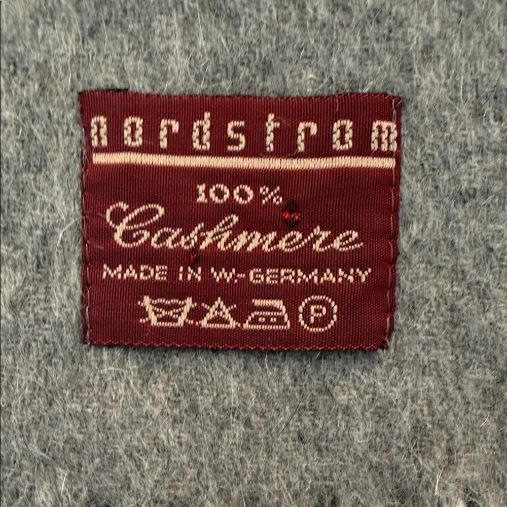100% Cashmere Scarf Gray Soft Winter Scarf Classic Luxury Made in Germany